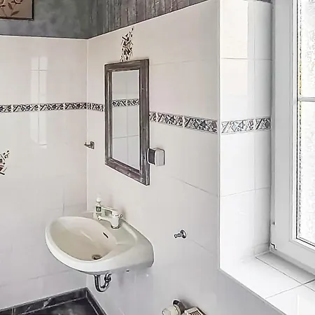 3 Bedroom Awesome In Postomino