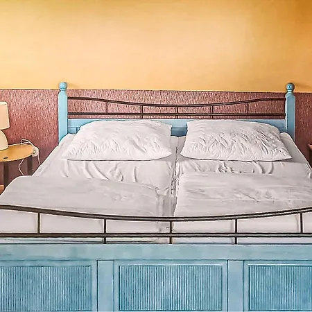 3 Bedroom Awesome In * Postomino