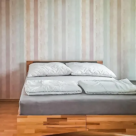 3 Bedroom Awesome In Postomino