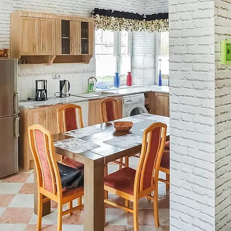 3 Bedroom Awesome In Hébergement de vacances