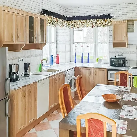 3 Bedroom Awesome In * Postomino