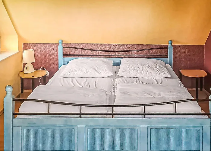 3 Bedroom Awesome In * Postomino