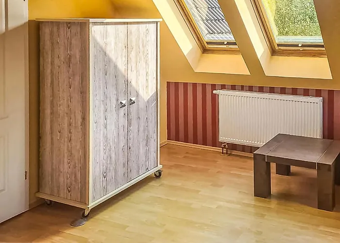 Сasa de vacaciones 3 Bedroom Awesome In